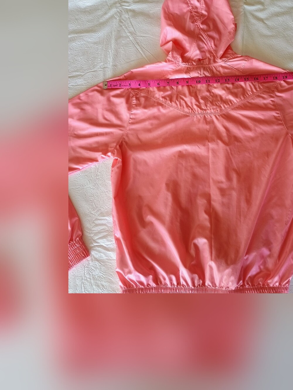 Nike Pink and Beige Activewear Jacket and Cargo Pants - Picture 9 of 15